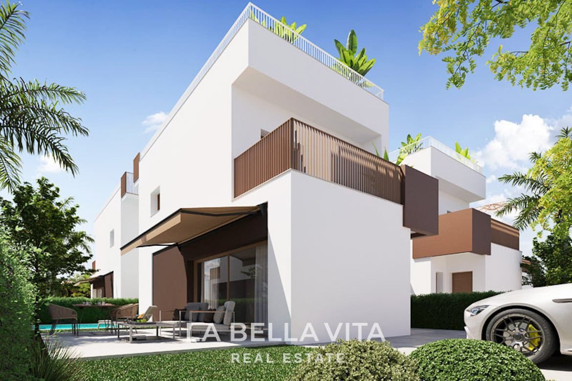 Modern new build Beach Properties for sale in La Marina, Alicante