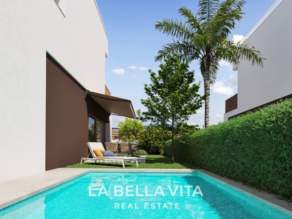 Modern new build Beach Properties for sale in La Marina, Alicante