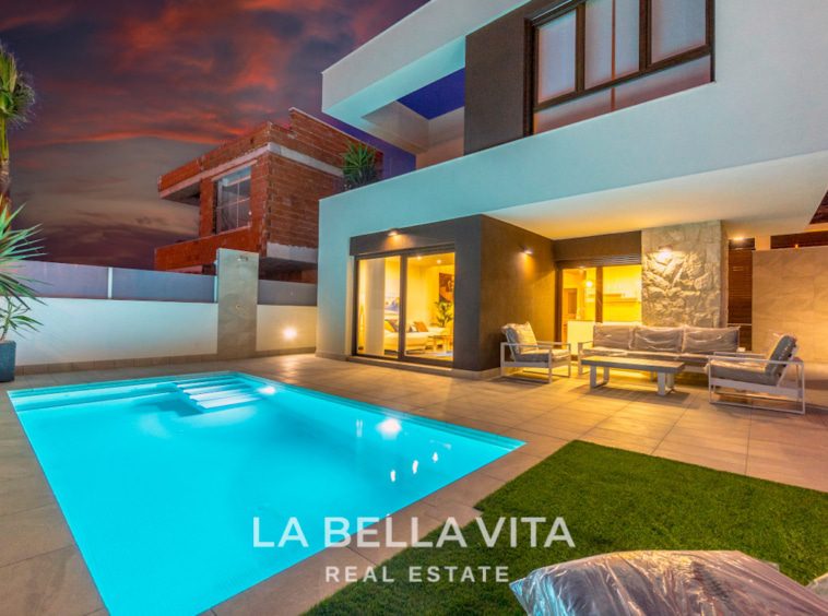 New Build House with private pool for sale in Ciudad Quesada, Rojales