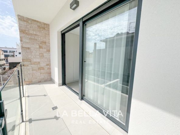 New Build properties with private pool for sale in Guardamar del Segura, Alicante