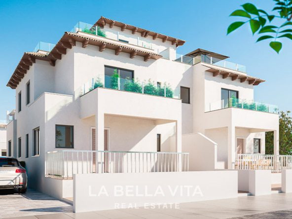 New Build mediterranean Villa walking distance to the beach in La Marina, Alicante