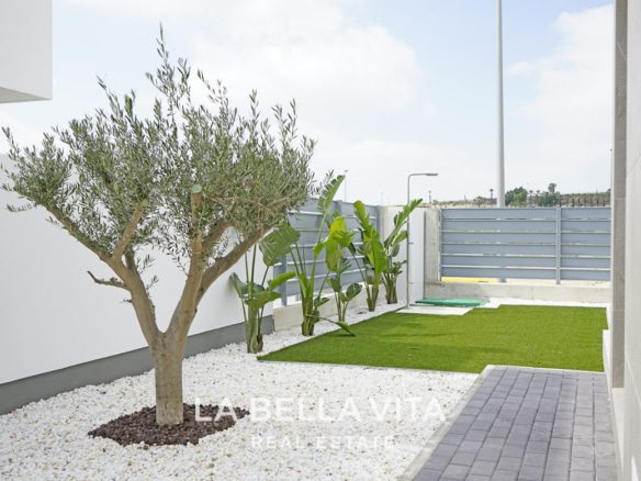 Modern New Build villas with private pool for sale in Vistabella Golf, Orihuela, Alicante