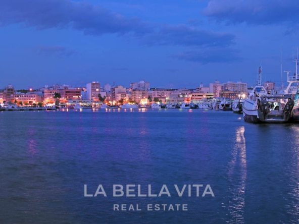 New Build beach Apartments with sea views for sale in Santa Pola