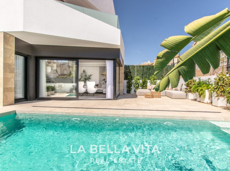 New Build Modern Properties with pool for sale in Los Altos, Orihuela Costa