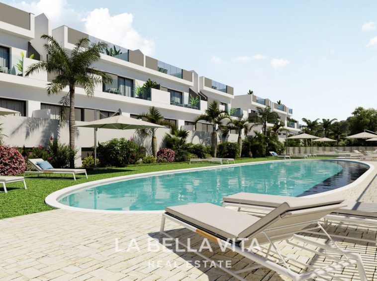 New Build Houses with Private Pool for sale in Los Balcones, Torrevieja