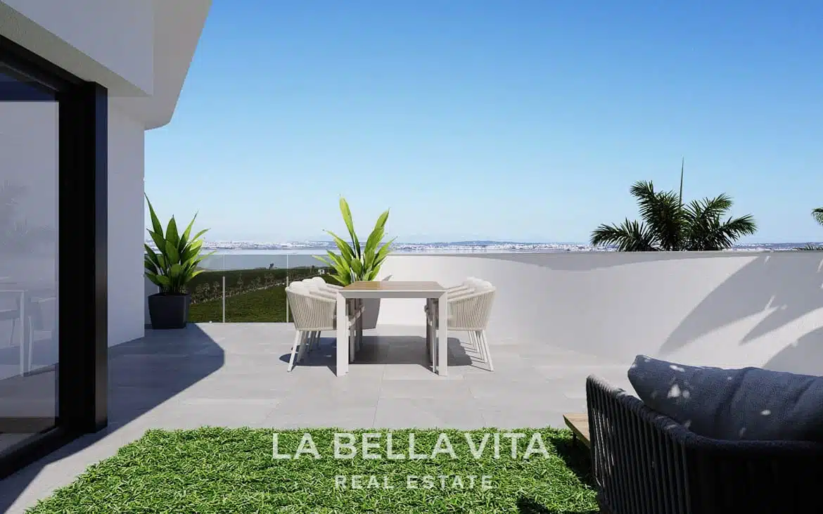 New Build Houses with Private Pool for sale in Los Balcones, Torrevieja