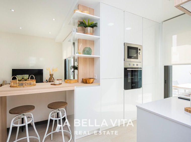 New Build Houses with Private Pool for sale in Los Balcones, Torrevieja