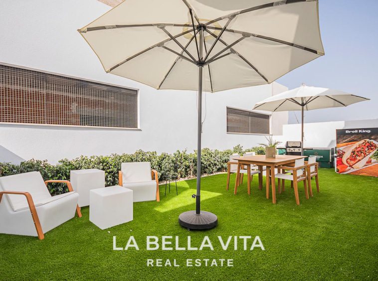New Build Houses with Private Pool for sale in Los Balcones, Torrevieja
