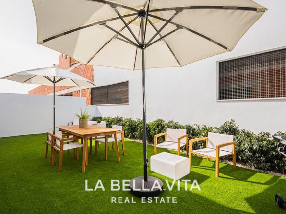 New Build Houses with Private Pool for sale in Los Balcones, Torrevieja