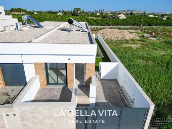 New Build Property with pool for sale in Daya Nueva, Costa Blanca South