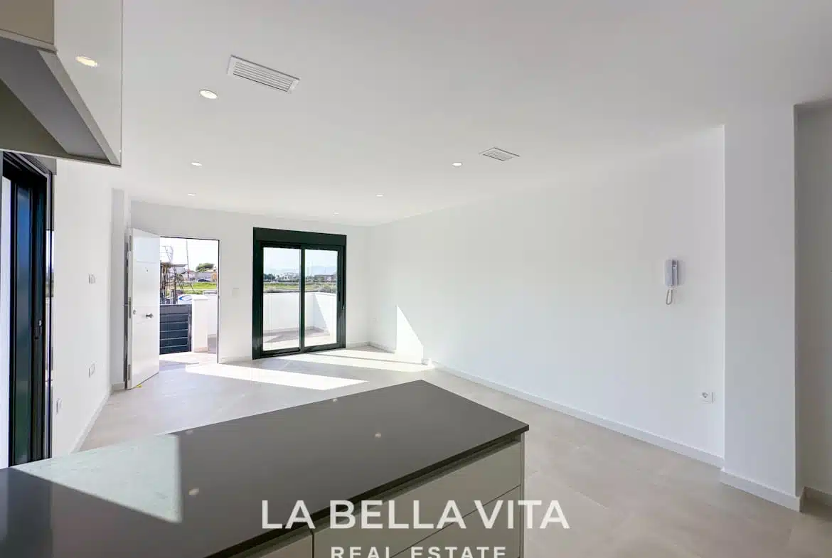 New Build Property with pool for sale in Daya Nueva, Costa Blanca South
