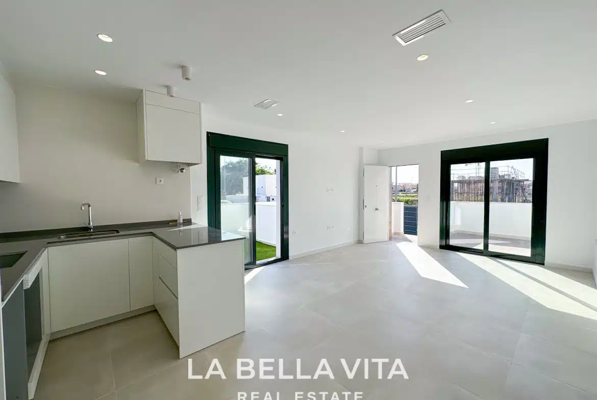 New Build Property with pool for sale in Daya Nueva, Costa Blanca South