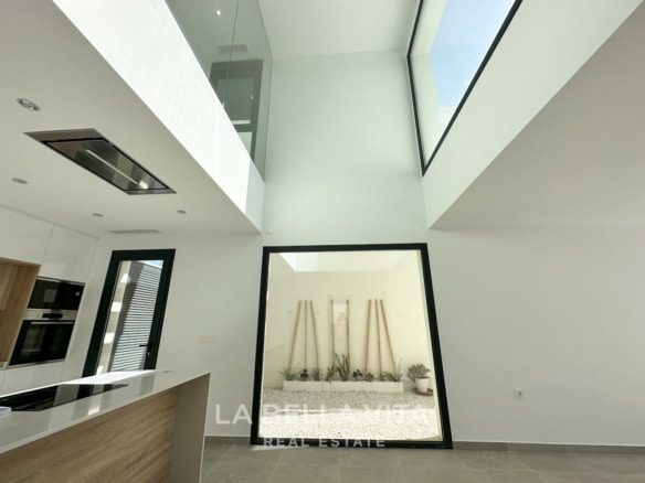 New build villas with private pool for sale in Benijofar, Costa Blanca, Spain