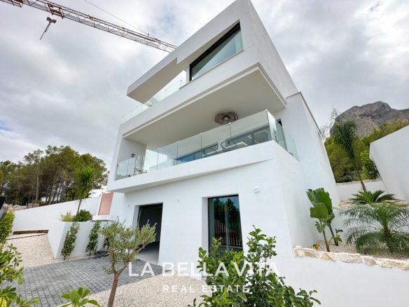 Brand-new Luxury properties with fantastic views in Polop, Costa Blanca North, Spain