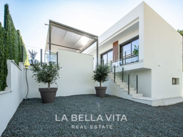 Luxury New Build Properties for sale in Pinar de Campoverde, Costa Blanca South