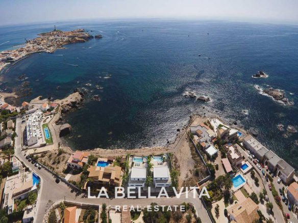 Seafront Luxury Villa on a cliff with panoramic sea views for sale in Cabo de Palos, Murcia