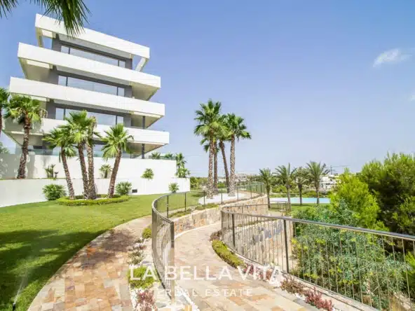 Luxury resale apartment for sale in Madroño community, Las Colinas Golf, Alicante, Spain