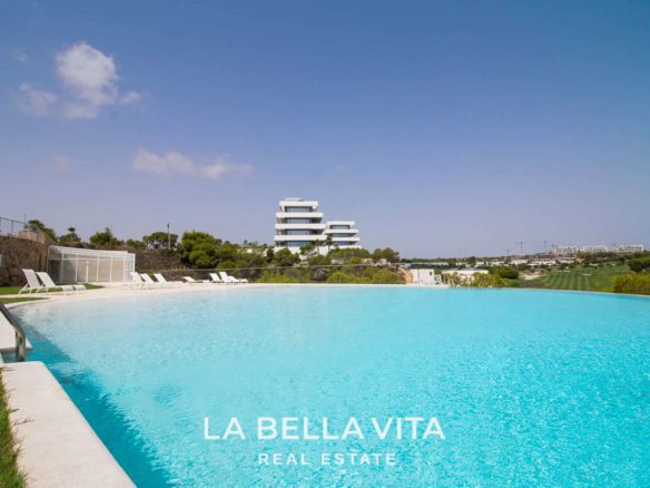Luxury resale apartment for sale in Madroño community, Las Colinas Golf, Alicante, Spain