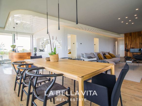 Luxury resale apartment for sale in Madroño community, Las Colinas Golf, Alicante, Spain