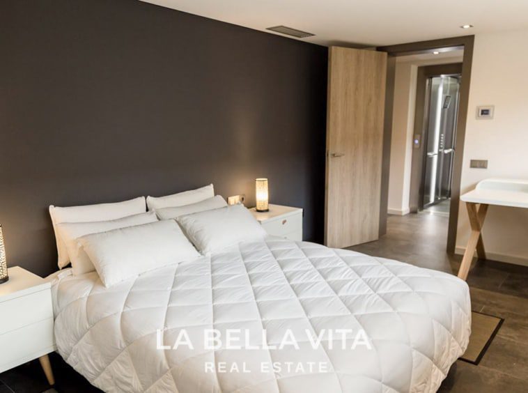 Impressive Seafront new build Luxury Beach Villa for sale in Torre de la Horadada, Alicante