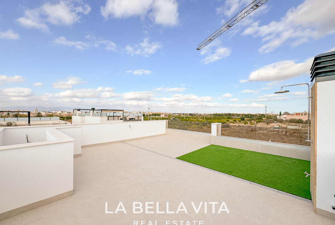 Modern new build Properties with private pool for sale in Benijofar, Alicante, Spain