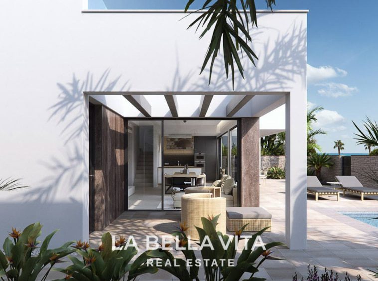 Luxury new properties with sea views for sale in Torre de la Horadada, Alicante