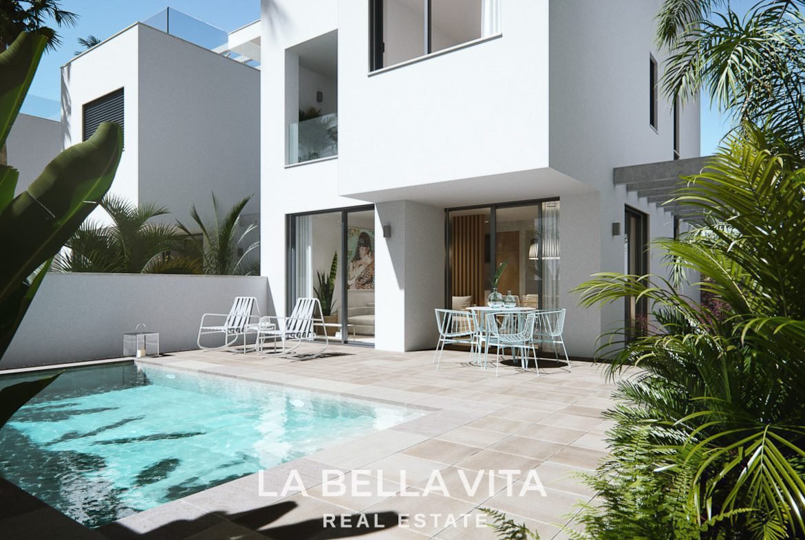 Luxury new properties with sea views for sale in Torre de la Horadada, Alicante