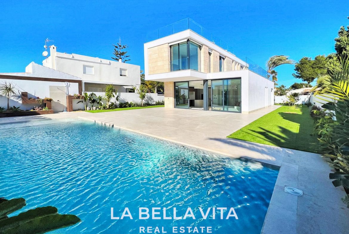 Luxury new build Villa for sale in La Zenia, Orihuela Costa, Alicante