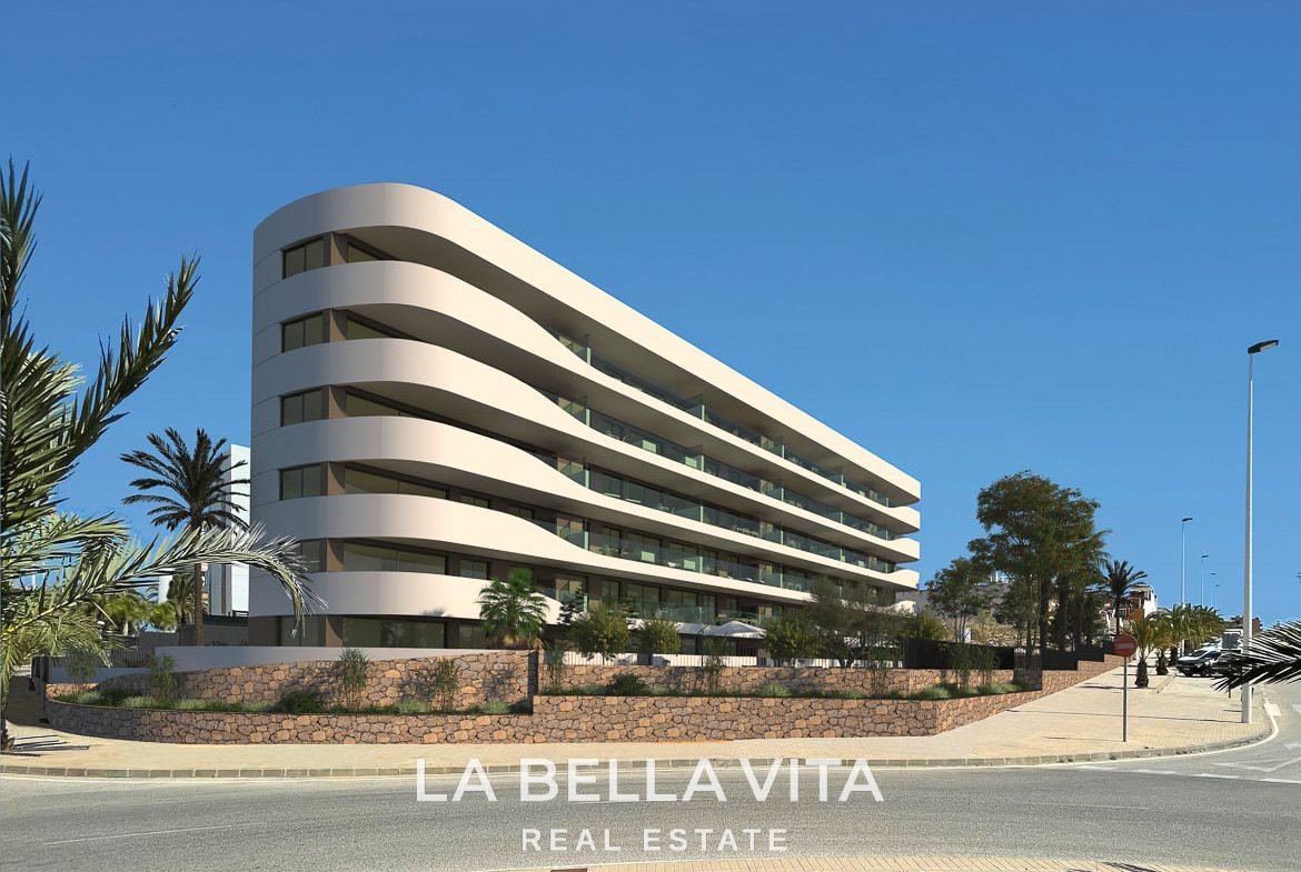 Key Ready Ground floor Apartment by the beach for sale in Arenales del Sol, Alicante, Spain