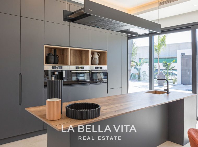 Modern Luxury Property for sale in Ciudad Quesada, Rojales