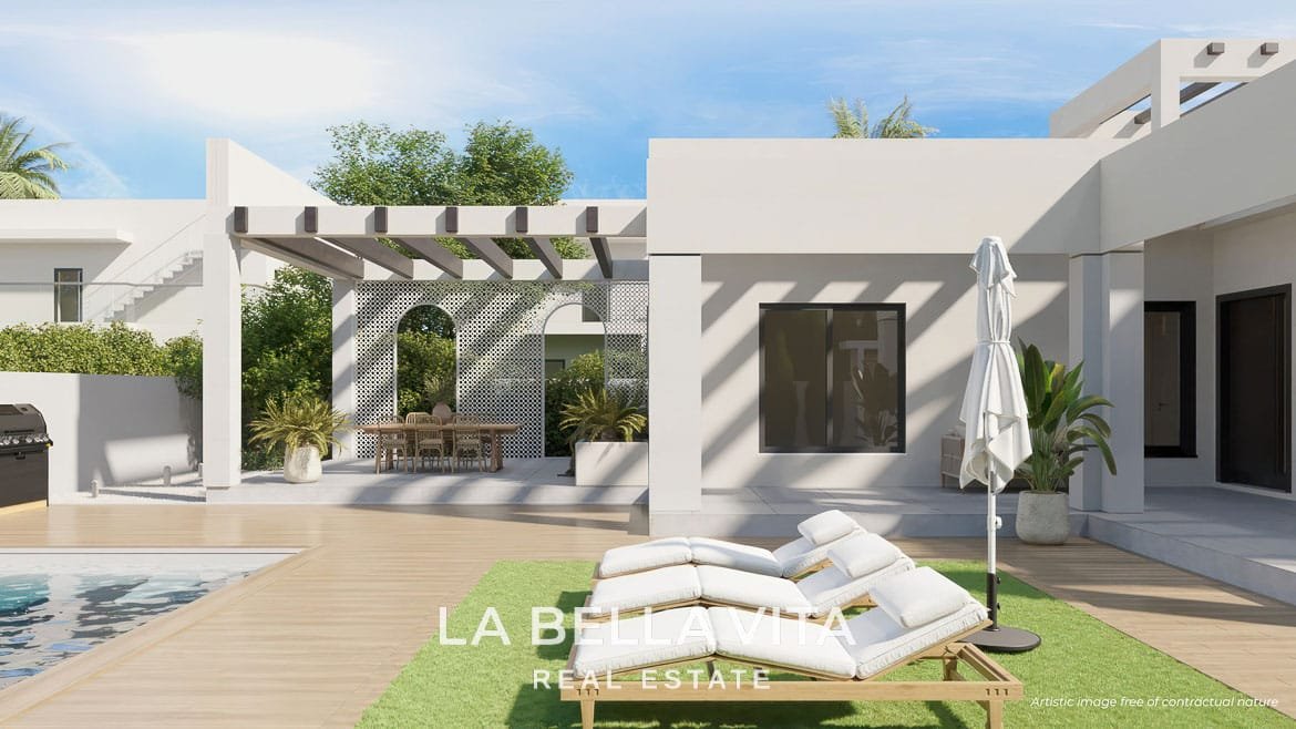 Modern Mediterranean style properties for sale in Ciudad Quesada, Costa Blanca South, Spain. Independent single storey villa with private pool and solarium