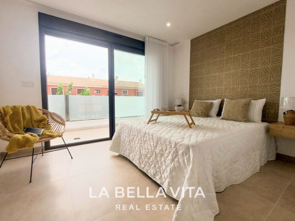 Modern New Build Villa with private pool, close to the beach for Sale in San Pedro del Pinatar, Murcia, Spain