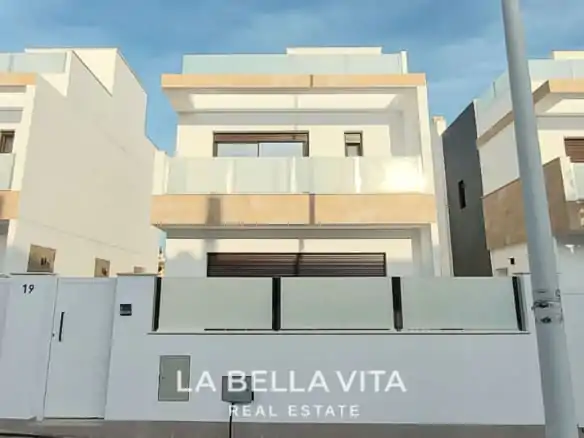 Modern New Build Villa for Sale in San Pedro del Pinatar, Murcia
