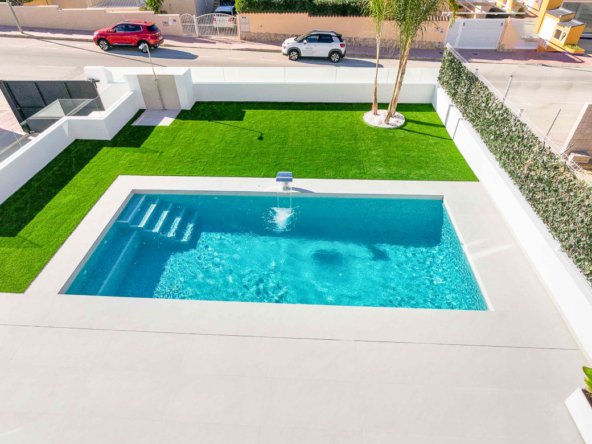 New Build Luxury Properties with private pools For Sale in Benimar, Rojales, Alicante
