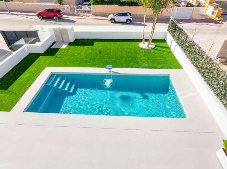 New Build Luxury Properties with private pools For Sale in Benimar, Rojales, Alicante