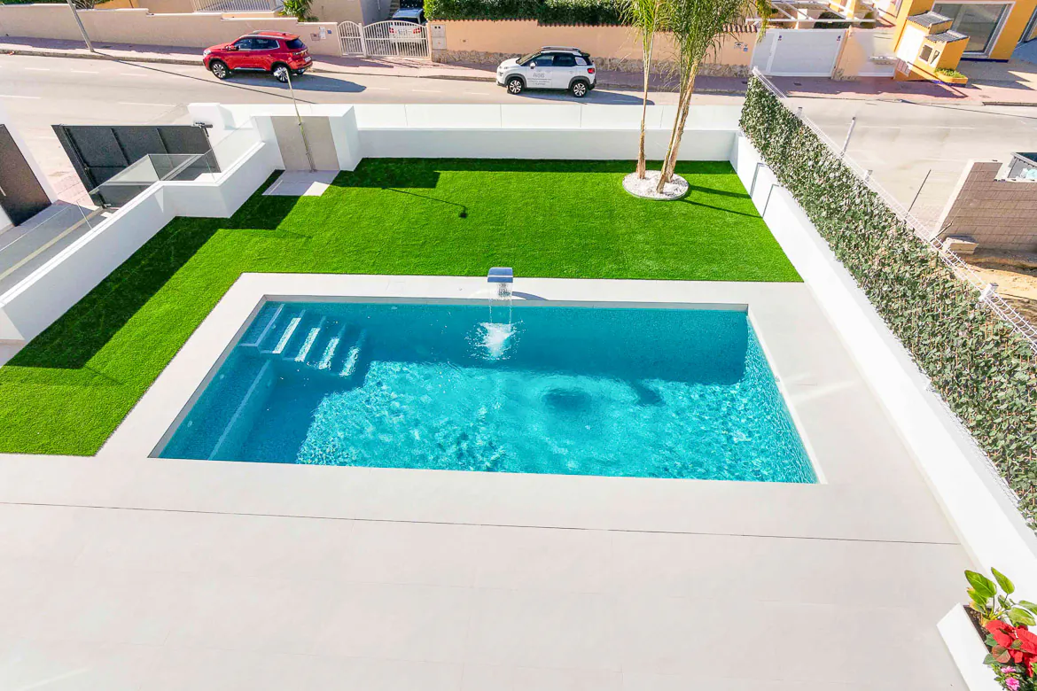 New Build Luxury Properties with private pools For Sale in Benimar, Rojales, Alicante