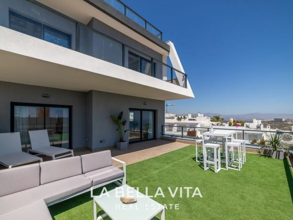 New Build Apartments with sea views for sale in Gran Alacant, Alicante