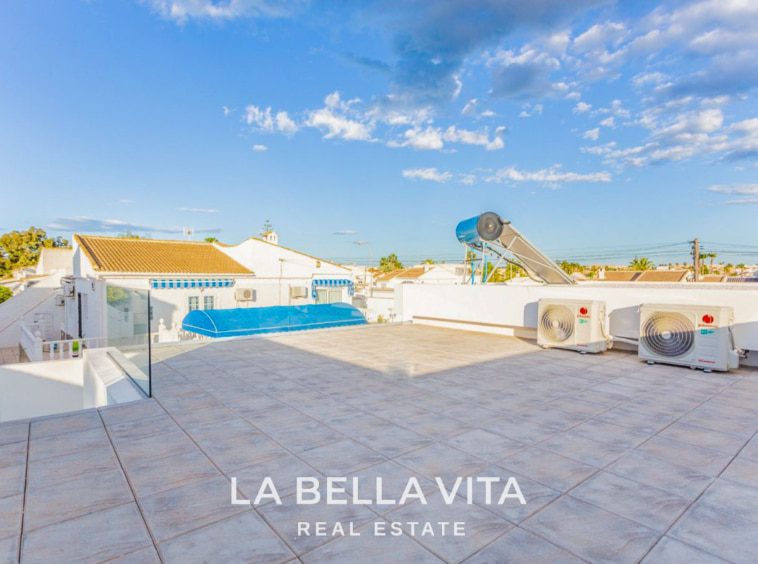 New Build Modern Luxury Properties for sale in La Torreta, Torrevieja, Costa Blanca, Spain. Independent villa with private pool and solarium.