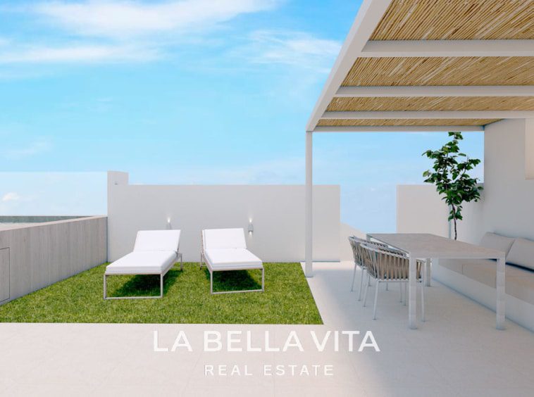 New Build top floor Beach Apartments with solarium for sale in Torre de la Horadada
