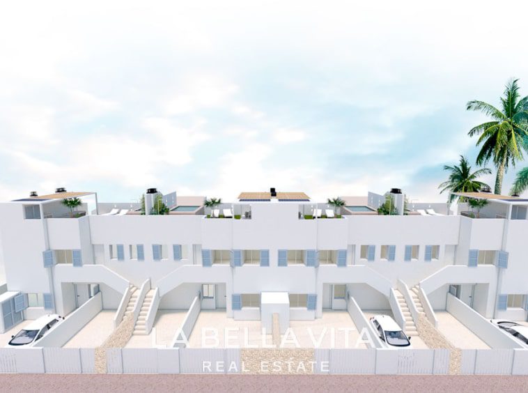New Build top floor Beach Apartments with solarium for sale in Torre de la Horadada