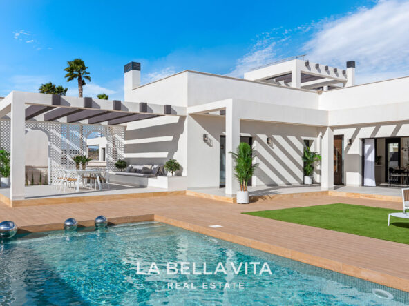 Modern Mediterranean Key Ready new build Properties with private pool for sale in Ciudad Quesada, Costa Blanca South