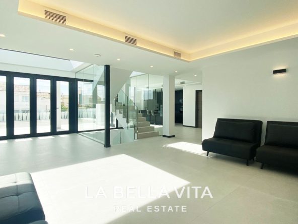 Luxury Villa with private paddle court and pool for sale in Torrevieja, Alicante