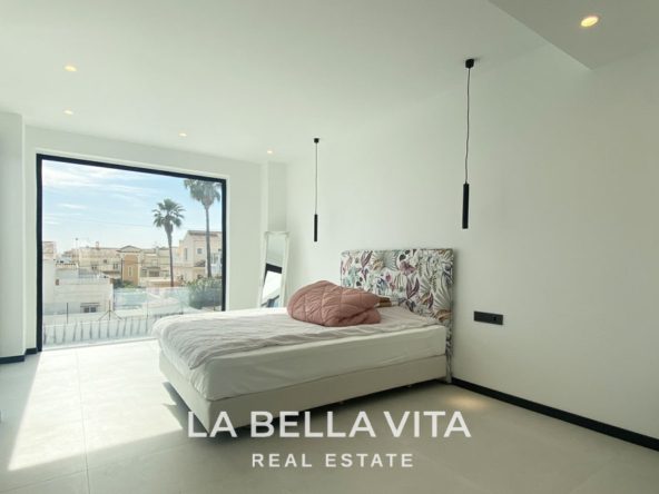 Luxury Villa with private paddle court and pool for sale in Torrevieja, Alicante