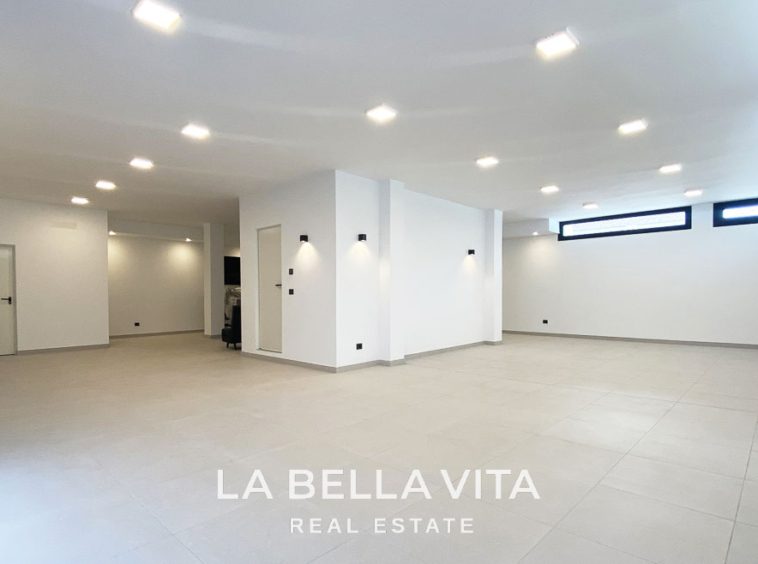 Luxury Villa with private paddle court and pool for sale in Torrevieja, Alicante