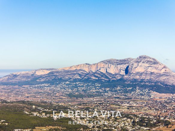 New Apartments with Sea Views for sale in La Sella Golf Course, Denia