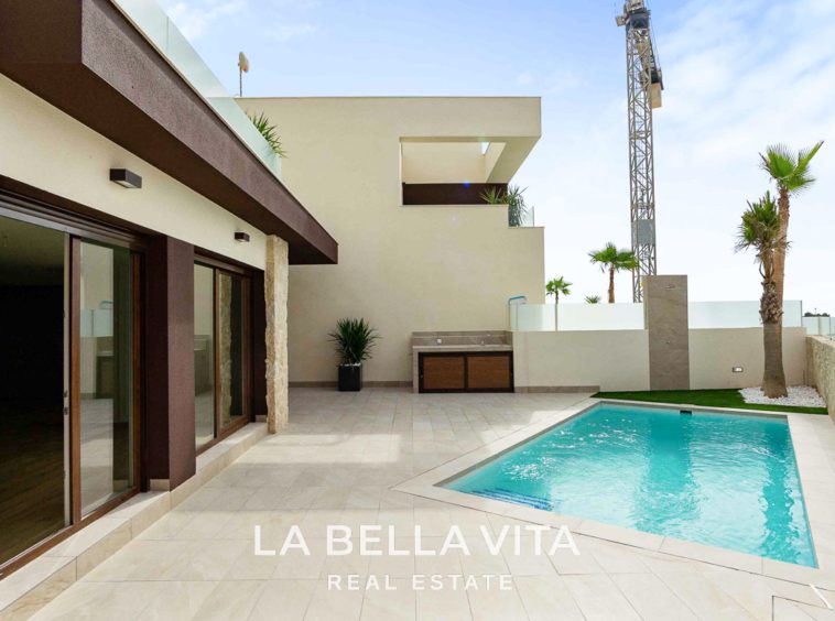 New Build key ready Villa with private pool for sale in Ciudad Quesada, Alicante