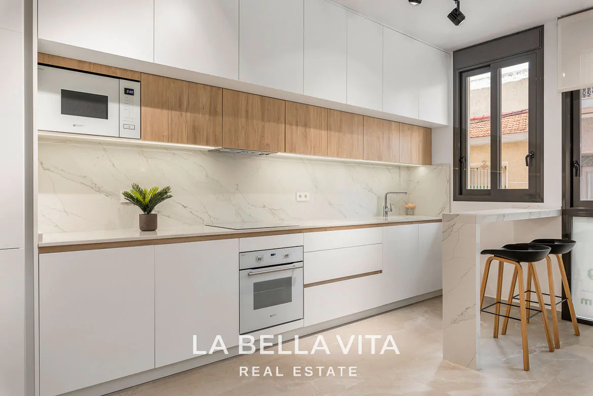 New build Apartments by the beach for sale in Torrevieja, Costa Blanca South