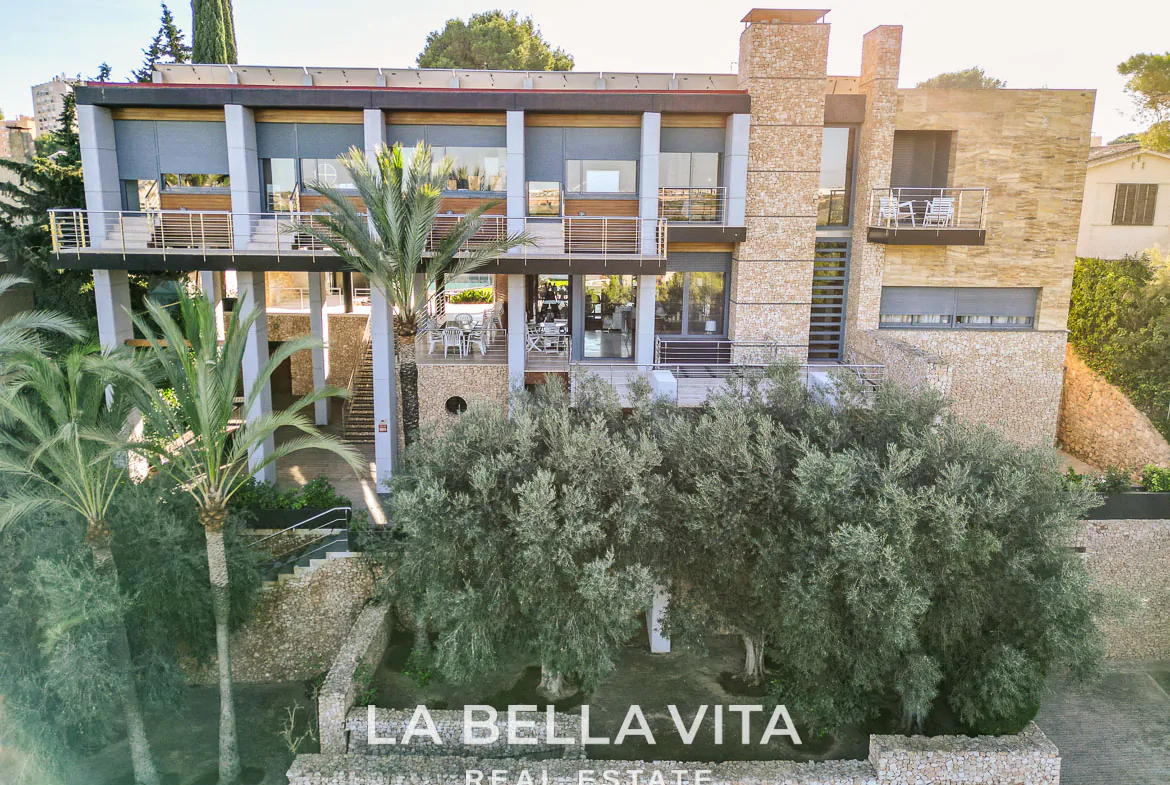 Exclusive Boutique Hotel Villa for Sale in Campoamor, Orihuela Costa – Luxury 7-Bedroom Property with Gourmet Kitchen and Private Pool, Closed Garage