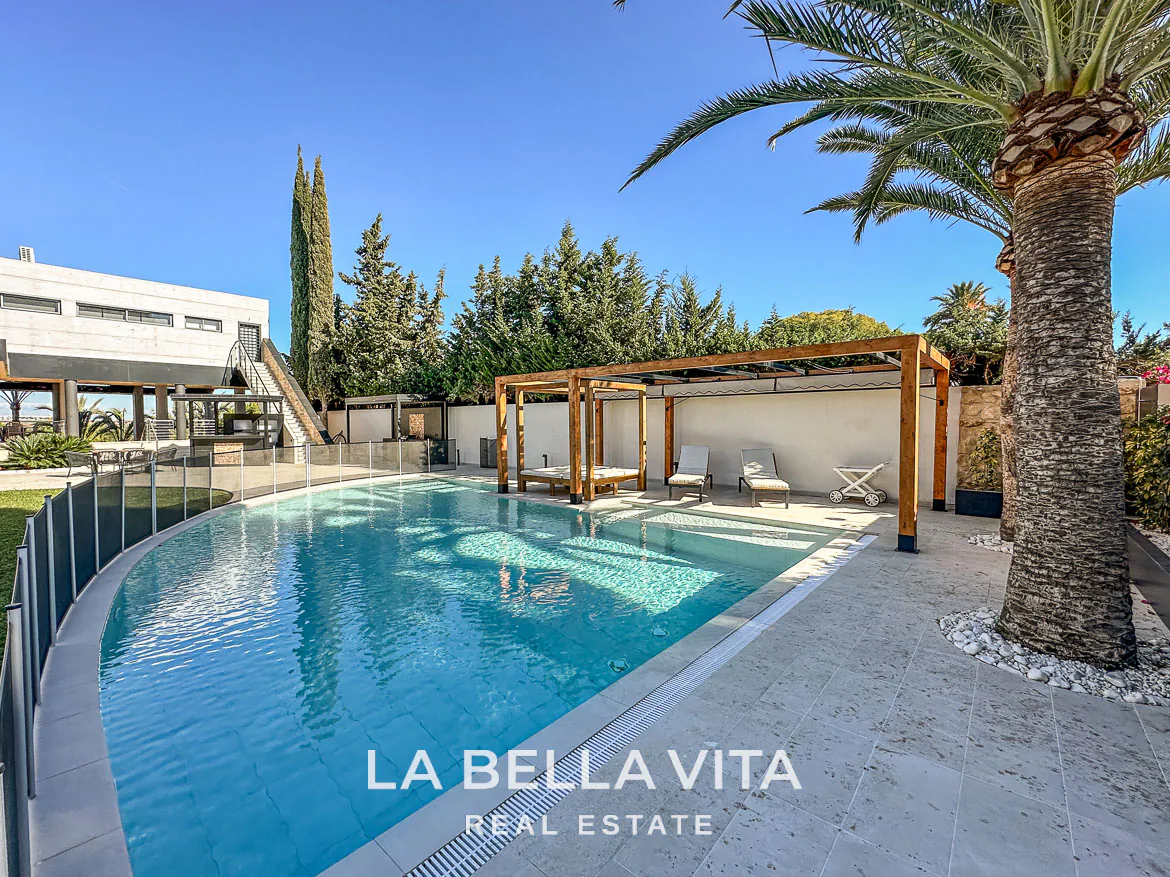 Exclusive Boutique Hotel Villa for Sale in Campoamor, Orihuela Costa – Luxury 7-Bedroom Property with Gourmet Kitchen and Private Pool, Closed Garage