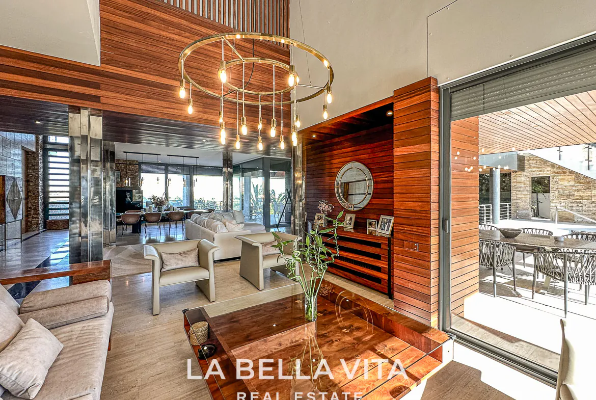 Exclusive Boutique Hotel Villa for Sale in Campoamor, Orihuela Costa – Luxury 7-Bedroom Property with Gourmet Kitchen and Private Pool, Closed Garage